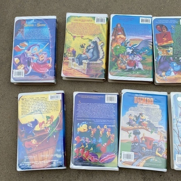 Walt Disney the classics vhs collection - Picture 9 of 16